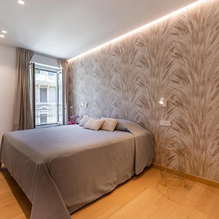 Dimora Mareblu 6, Emma アラッシオ