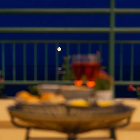 Dimora Mareblu 6, Emma