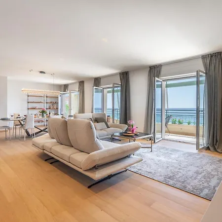 Dimora Mareblu 6, Emma